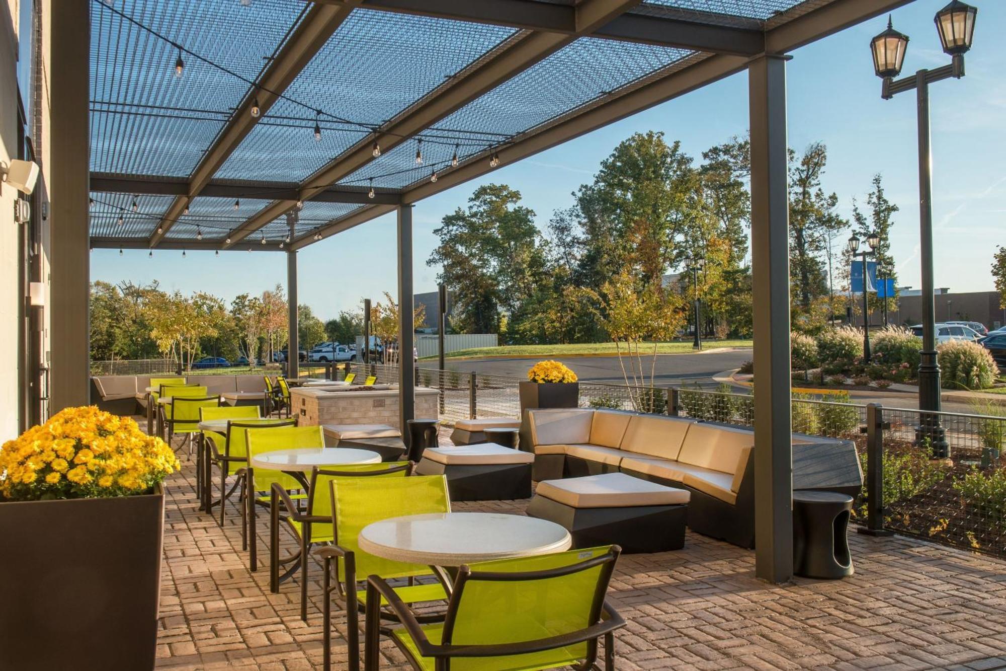 Springhill Suites By Marriott Gainesville Haymarket Exterior foto